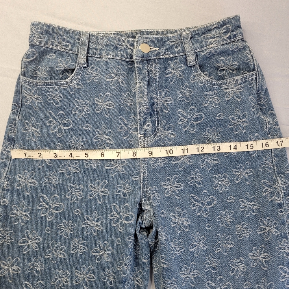 Le Lis Collection Jeans Medium Wash Blue Denim Embroidered Flowers High Waist S - Picture 9 of 12
